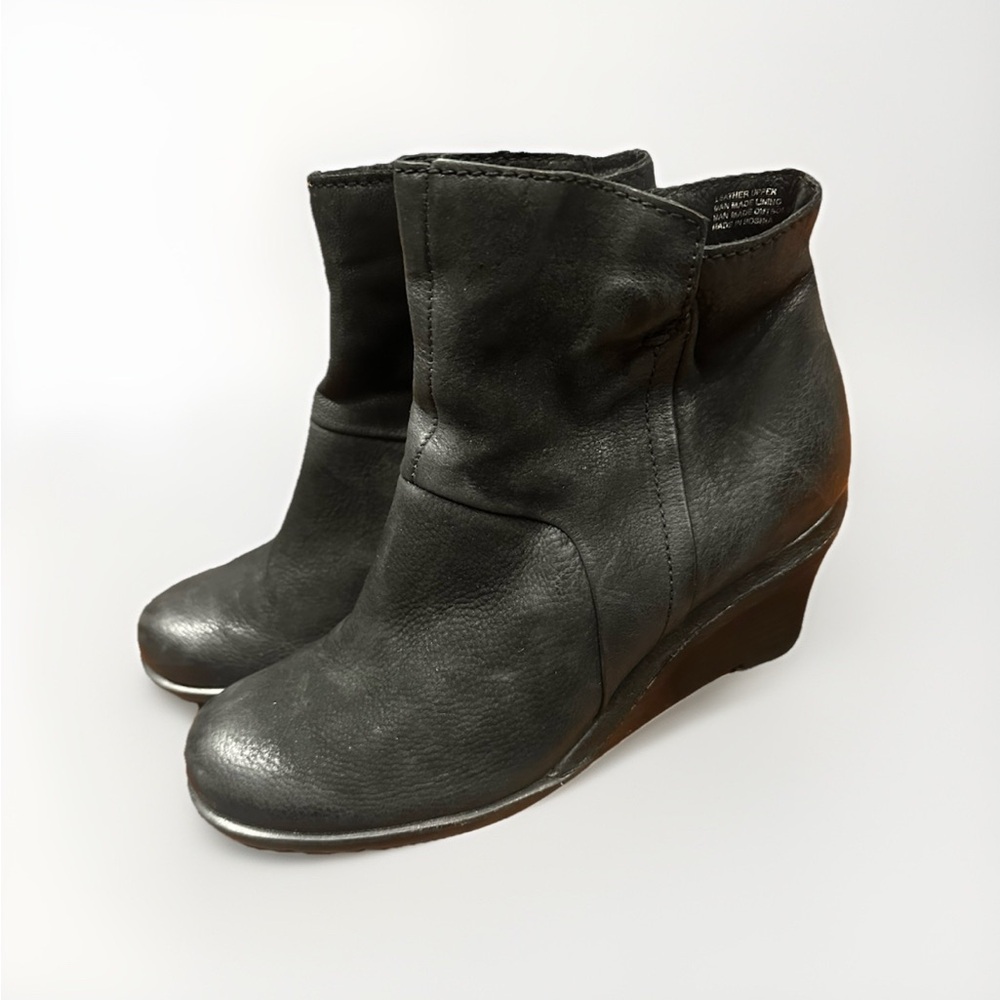 Miz Mooz Women’s Black Leather Wedge Heel Ankle Boots Booties EU 37 US 6.5-7